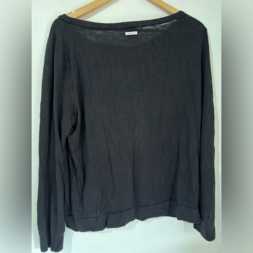 Victoria's Secret Charcoal Long Sleeve Tee - Picture 3 of 6